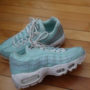 Women's Teal Nike Air Max 95